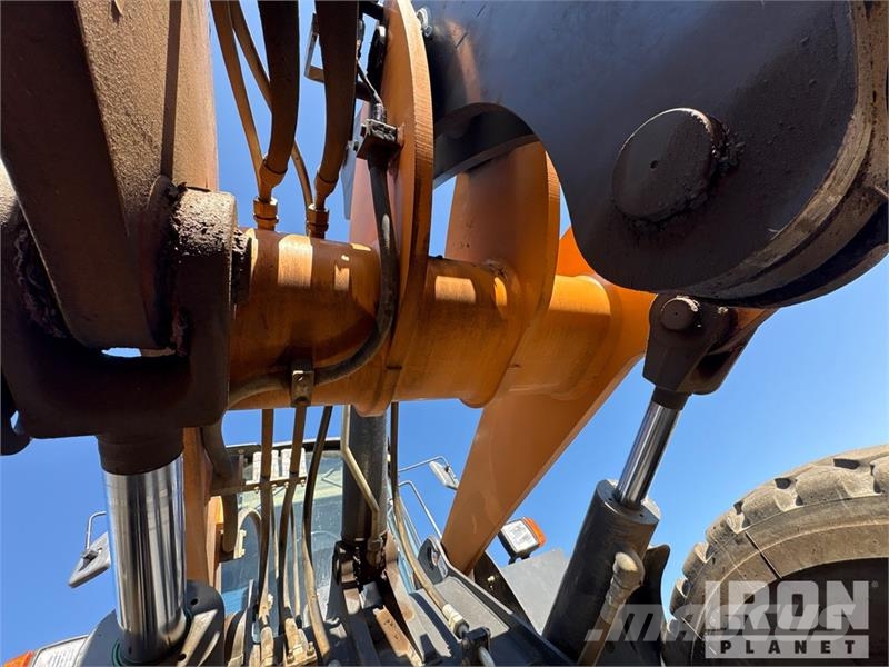 CASE 621G Wheel Loader Колесни товарачи