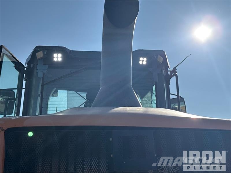 CASE 621G Wheel Loader Колесни товарачи