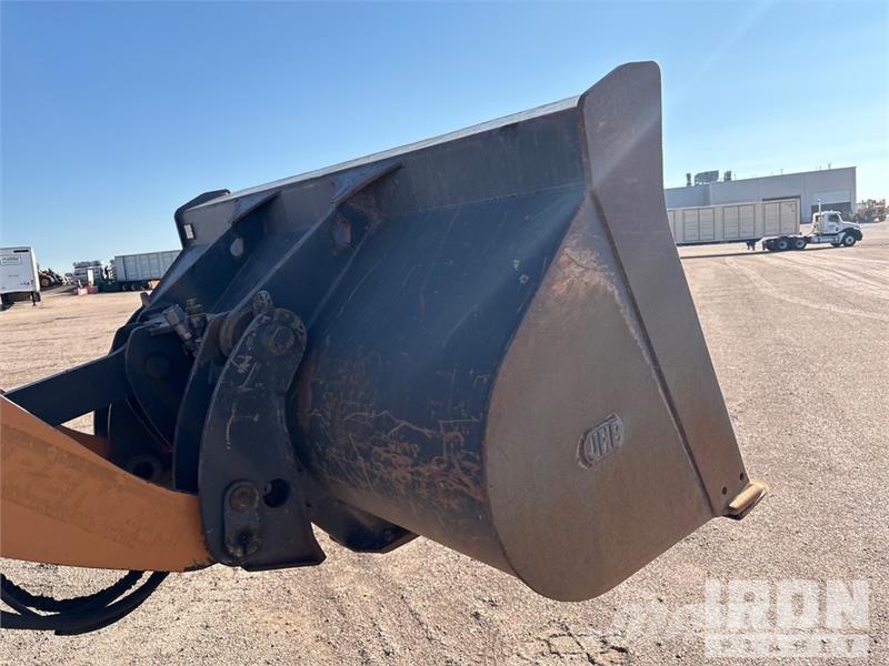 CASE 621G Wheel Loader Колесни товарачи