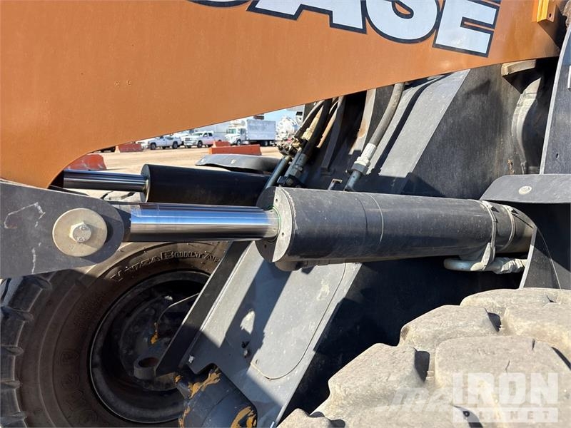CASE 621G Wheel Loader Колесни товарачи
