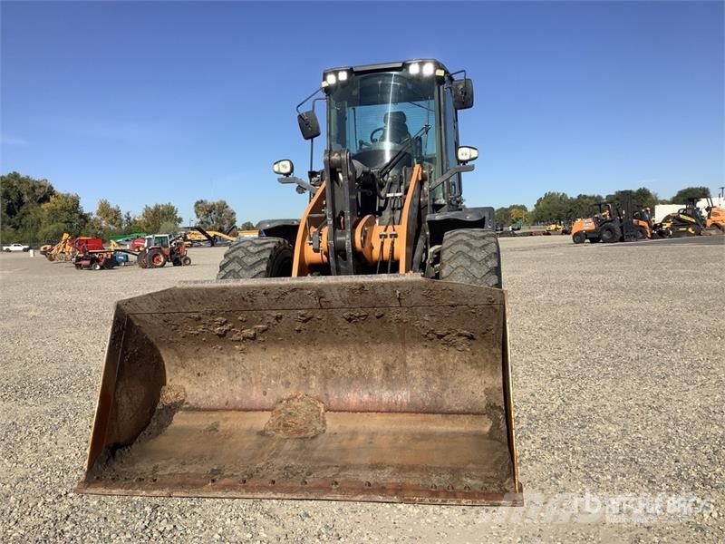 CASE 721G Wheel Loader Gumikerekes homlokrakodók