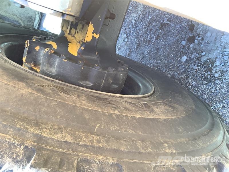 CASE 721G Wheel Loader Gumikerekes homlokrakodók
