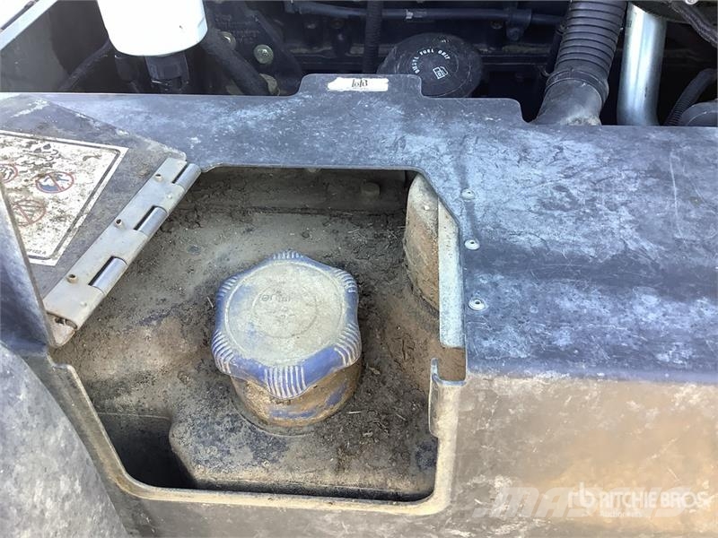 CASE 721G Wheel Loader Gumikerekes homlokrakodók