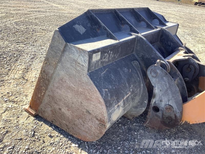 CASE 721G Wheel Loader Gumikerekes homlokrakodók