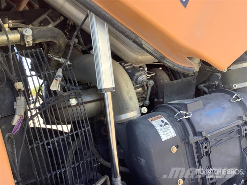 CASE 721G Wheel Loader Gumikerekes homlokrakodók