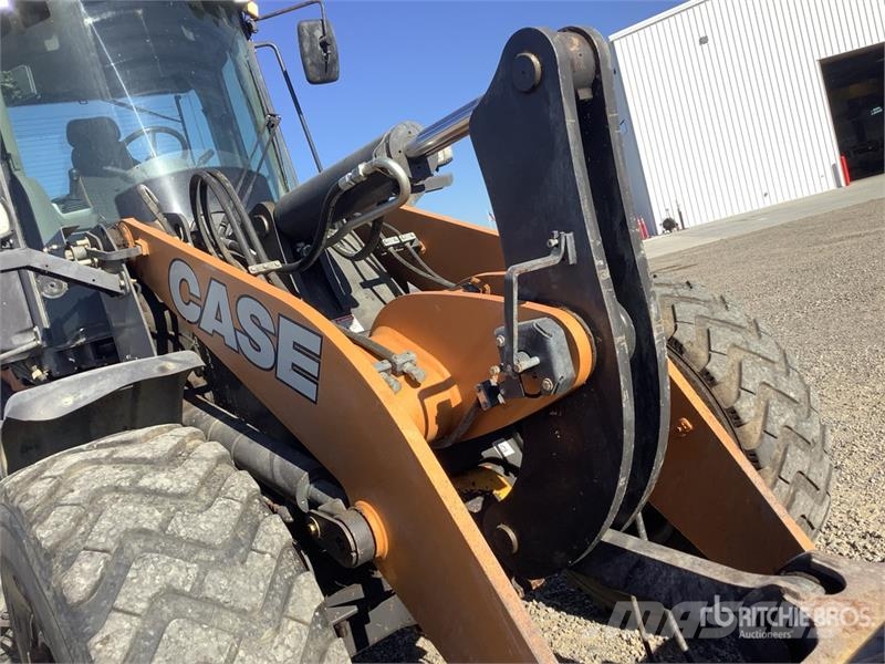 CASE 721G Wheel Loader Gumikerekes homlokrakodók