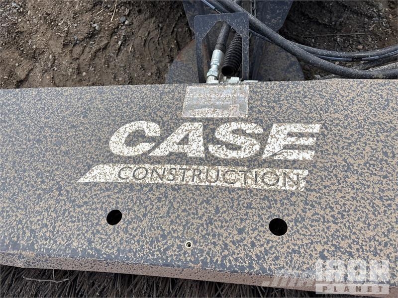 CASE 84215695 84 in Skid Steer Broom فرش