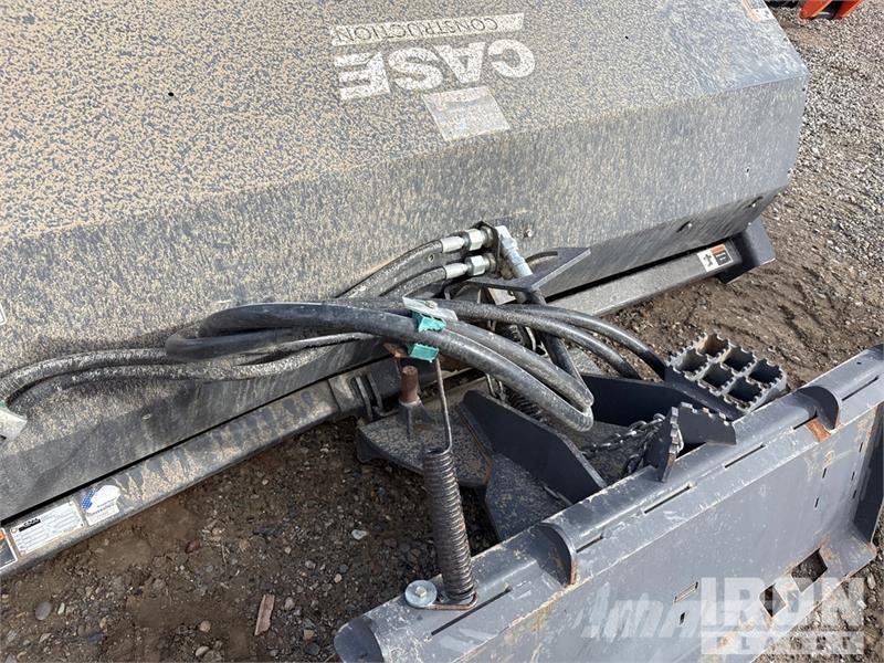 CASE 84215695 84 in Skid Steer Broom فرش
