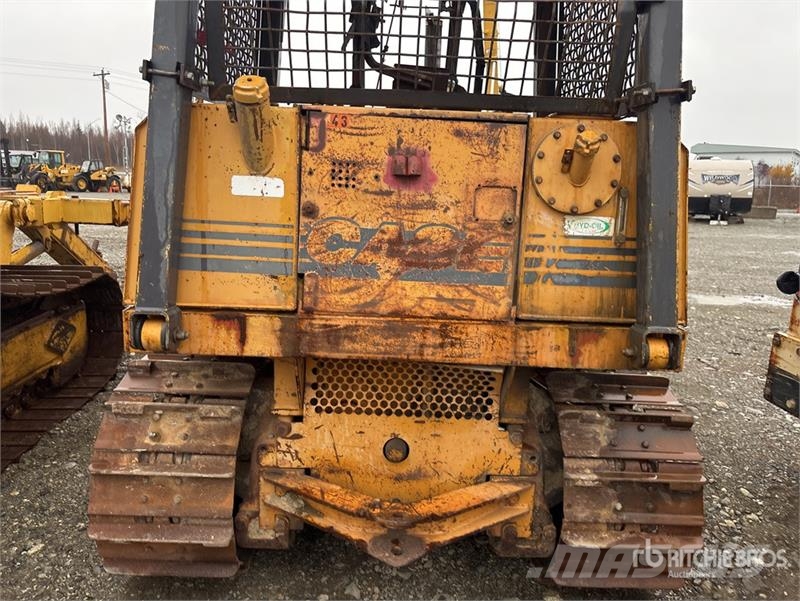CASE 850G Crawler Dozer بلدوزرات مجنزرة