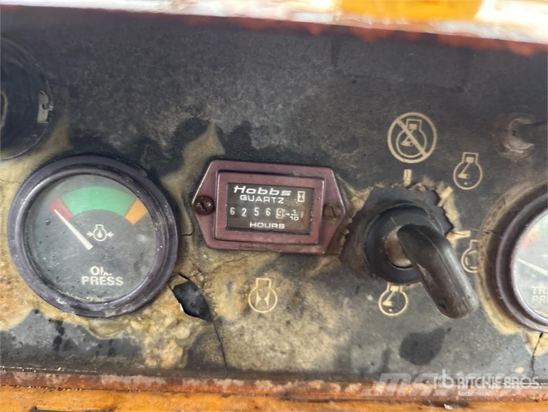 CASE 850G Crawler Dozer بلدوزرات مجنزرة