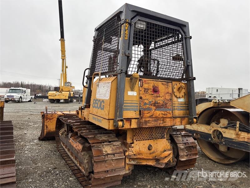 CASE 850G Crawler Dozer بلدوزرات مجنزرة