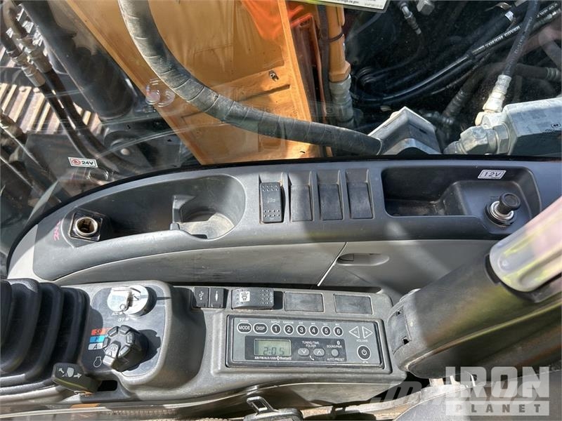 CASE CX130D Tracked Excavator 履帶式 挖土機/掘鑿機/挖掘機