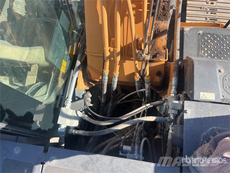 CASE CX210D Raupenbagger
