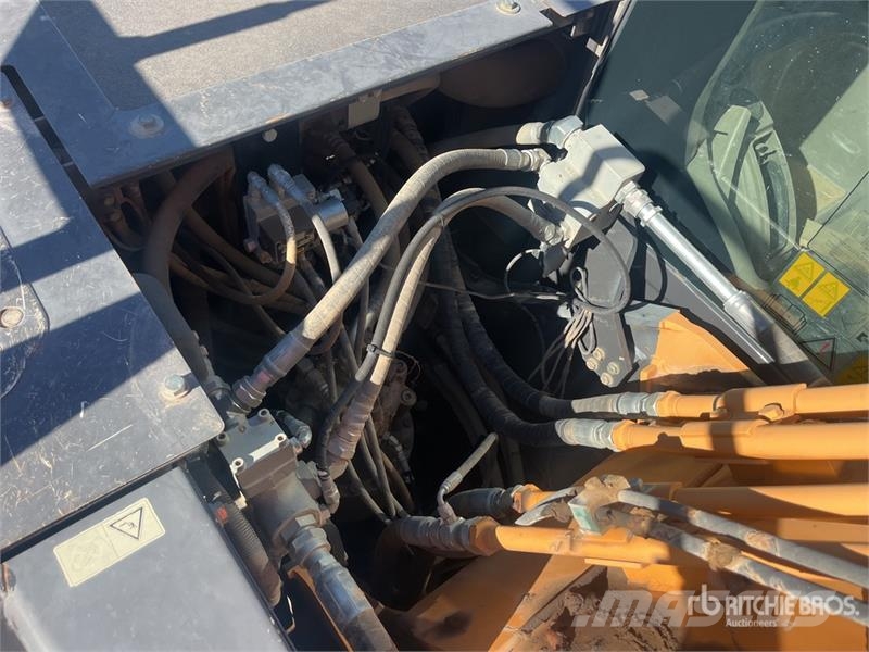 CASE CX210D Raupenbagger