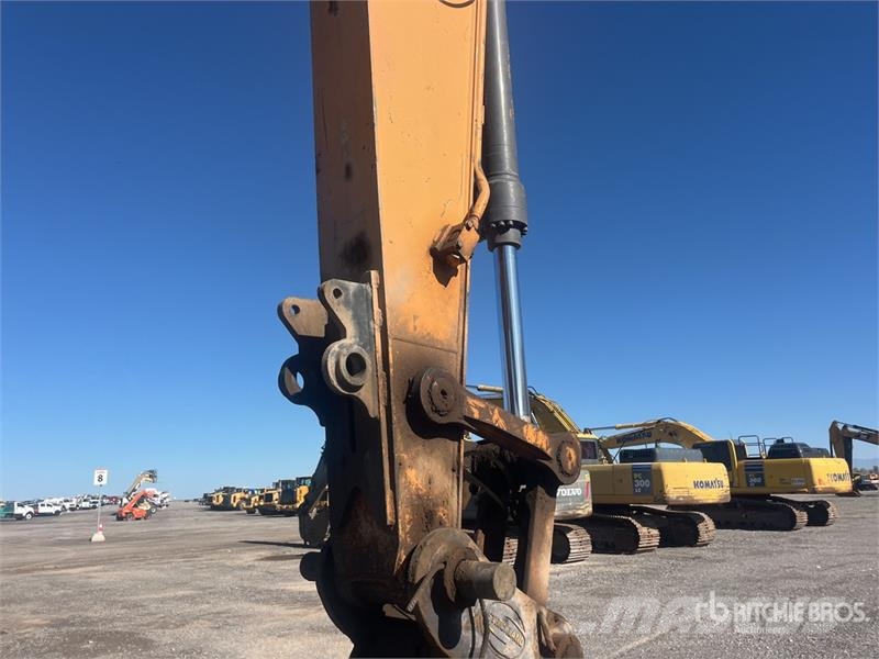 CASE CX210D Raupenbagger
