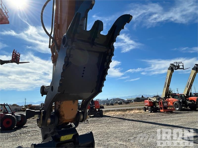 CASE CX220E Tracked Excavator Raupenbagger