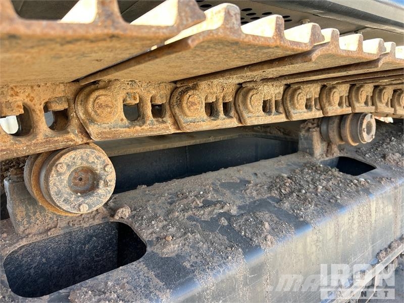 CASE CX220E Tracked Excavator Raupenbagger