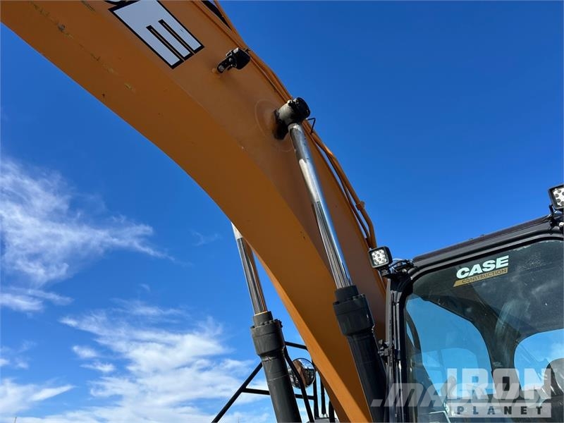 CASE CX220E Tracked Excavator Raupenbagger