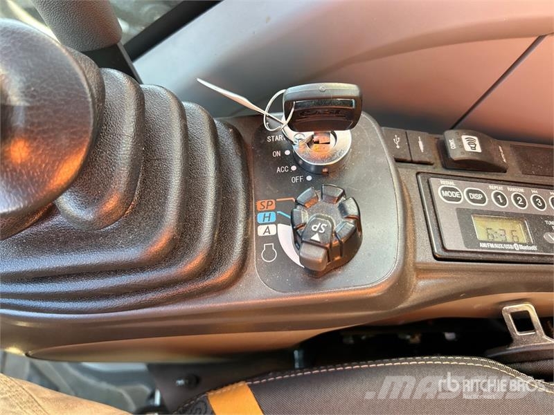 CASE CX245DSR Tracked Excavator 大型油圧ショベル12t以上（パワーショベル・ユンボ）