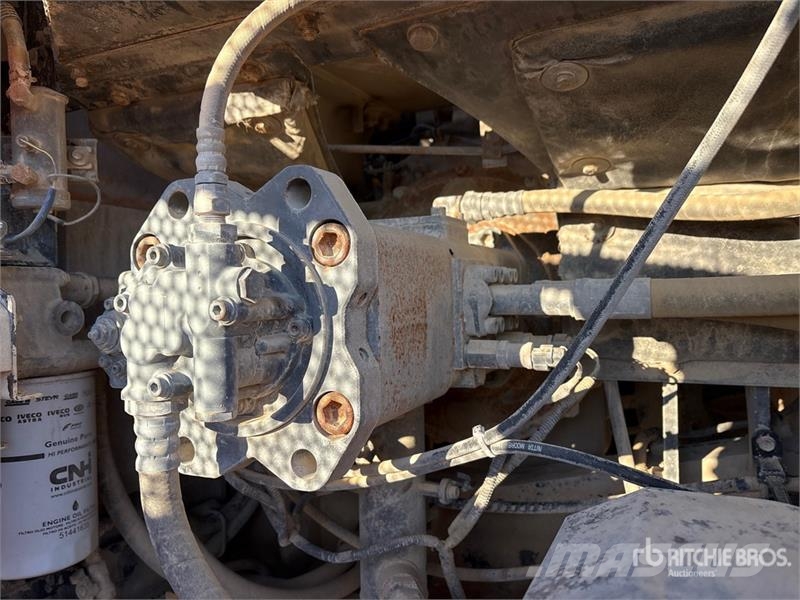 CASE CX250C Tracked Excavator Kāpurķēžu ekskavatori