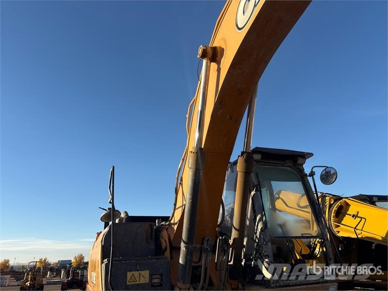 CASE CX250C Tracked Excavator Kāpurķēžu ekskavatori