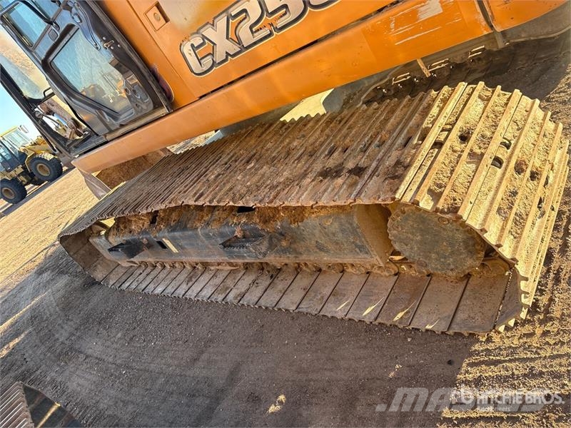 CASE CX250C Tracked Excavator Kāpurķēžu ekskavatori