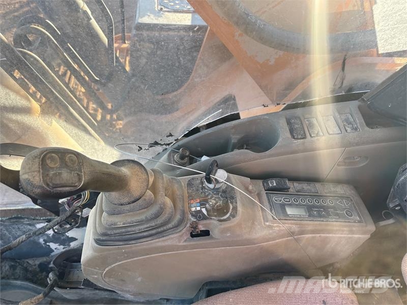 CASE CX250C Tracked Excavator Kāpurķēžu ekskavatori