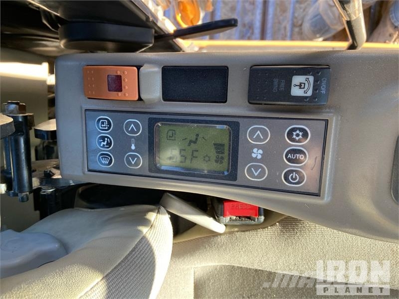 CASE CX250D Tracked Excavator Escavatori cingolati