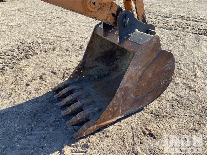 CASE CX250D Tracked Excavator Escavatori cingolati