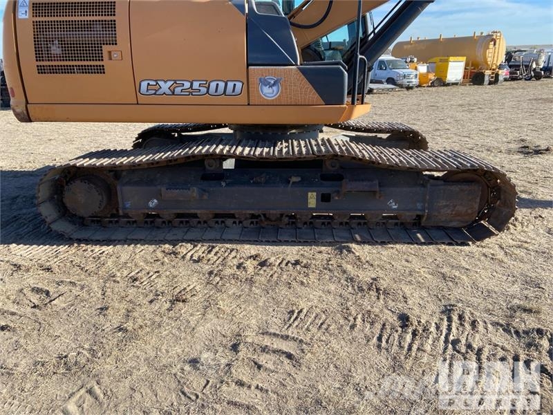 CASE CX250D Tracked Excavator Escavatori cingolati