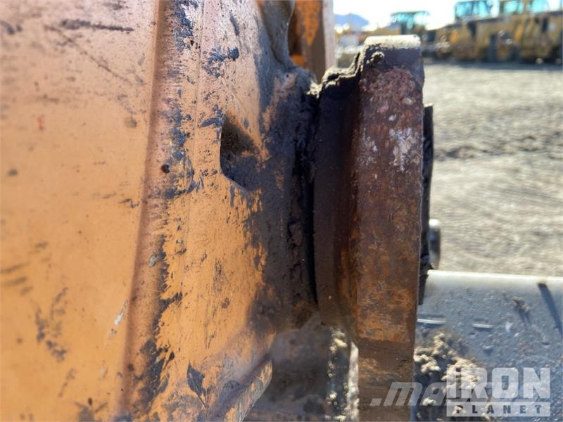 CASE CX250D Tracked Excavator Escavatori cingolati