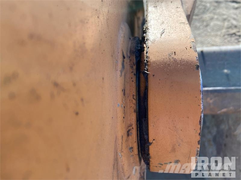 CASE CX250D Tracked Excavator Escavatori cingolati