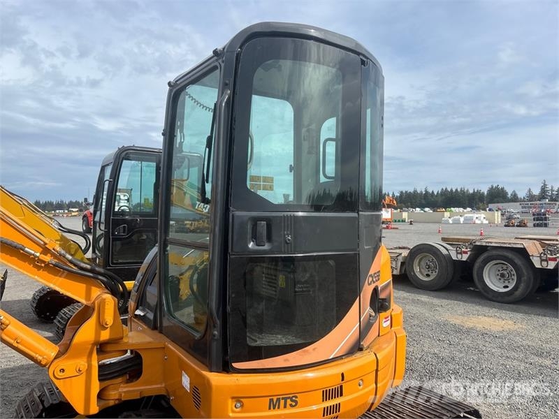CASE CX55B Mini Excavator Miniescavatori