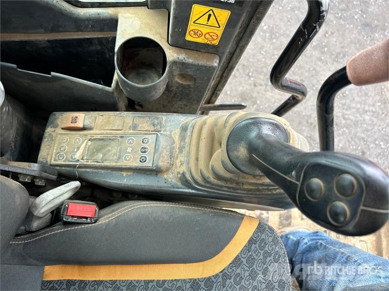 CASE CX75C SR Tracked Excavator Lánctalpas kotrók