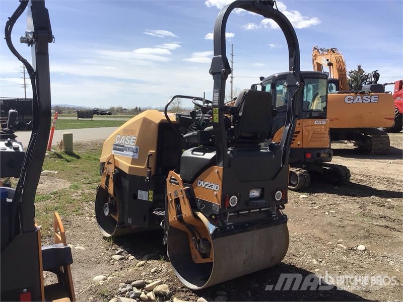 CASE DV23 Double Drum Roller Divvalču grunts veltņi