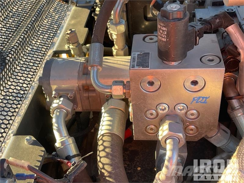 CASE DV23E Double Drum Roller Valjci sa dvojnim bubnjem