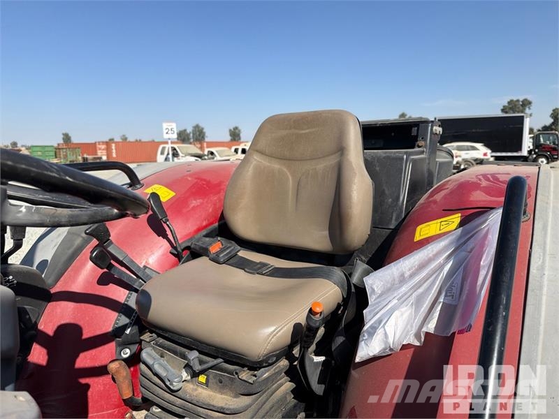 CASE Farmall 80N 4WD Tractor Traktorji