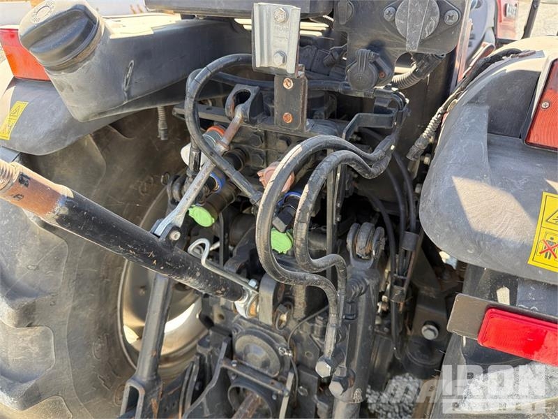 CASE Farmall 80N 4WD Tractor Traktorji