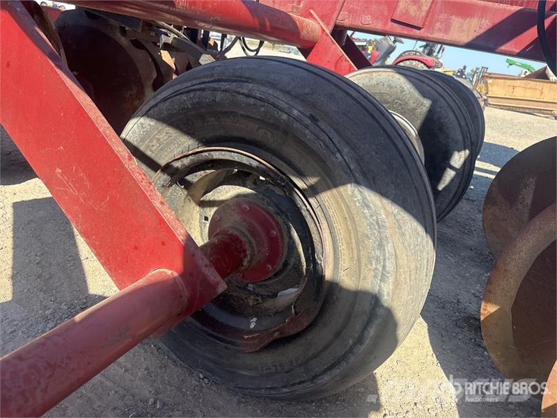 Case IH 596 24 ft 4 in Semi-Mount Tandem Breaking Disc Tanjirače