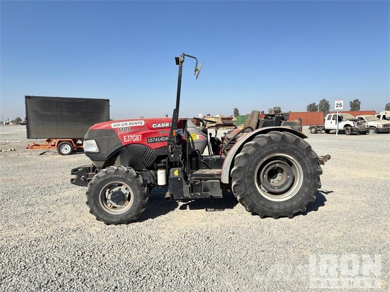 Case IH Farmall 110N 4WD Tractor Traktoren