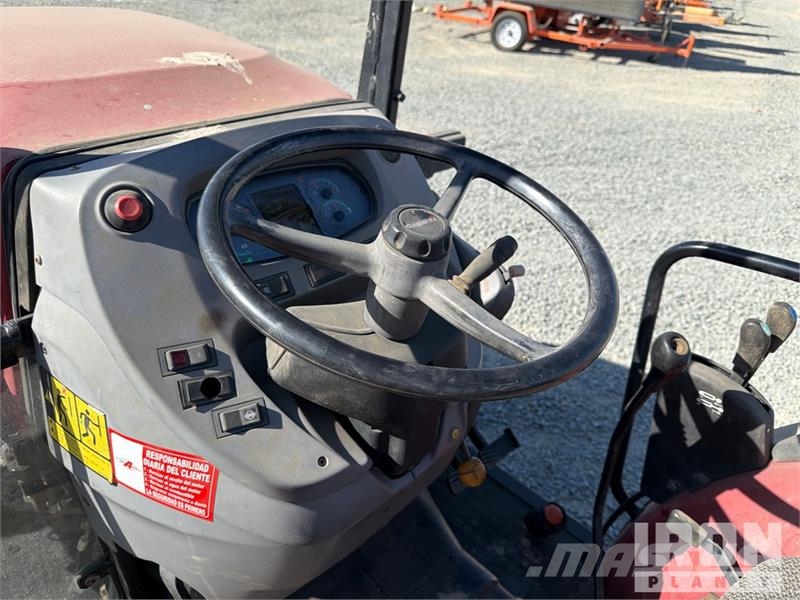 Case IH Farmall 110N 4WD Tractor Traktoren