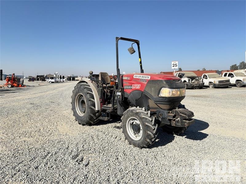Case IH Farmall 110N 4WD Tractor Traktoren