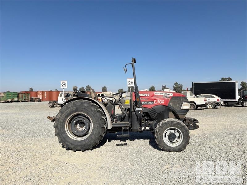 Case IH Farmall 110N 4WD Tractor Traktoren