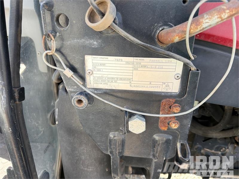 Case IH Farmall 110N 4WD Tractor Traktoren