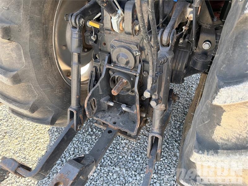 Case IH Farmall 80N 4WD Tractor Traktory