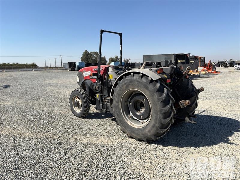 Case IH Farmall 80N 4WD Tractor Traktory