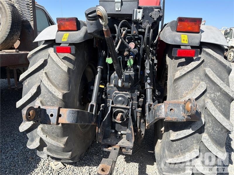 Case IH Farmall 80N 4WD Tractor Traktory