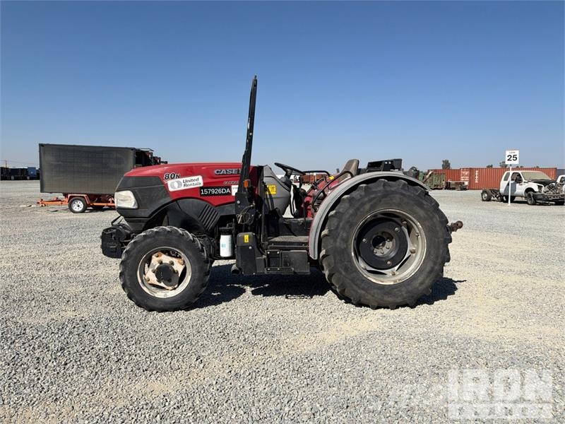 Case IH Farmall 80N 4WD Tractor Traktory