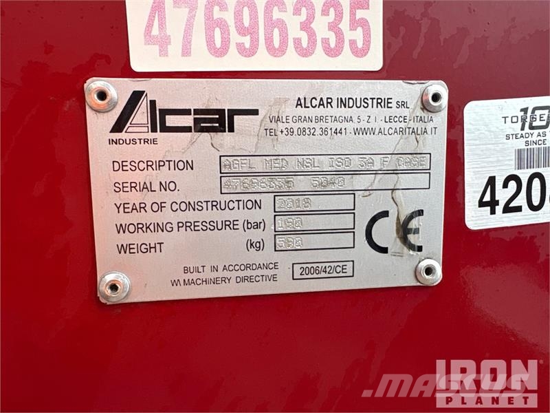 Case IH L630 2-Point Front Loader Attachment 前端裝載機配件