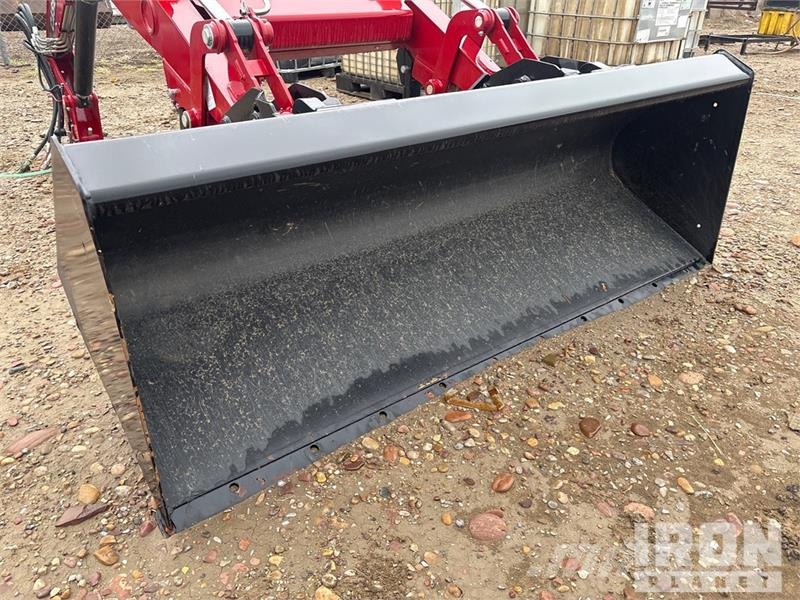 Case IH L630 2-Point Front Loader Attachment 前端裝載機配件